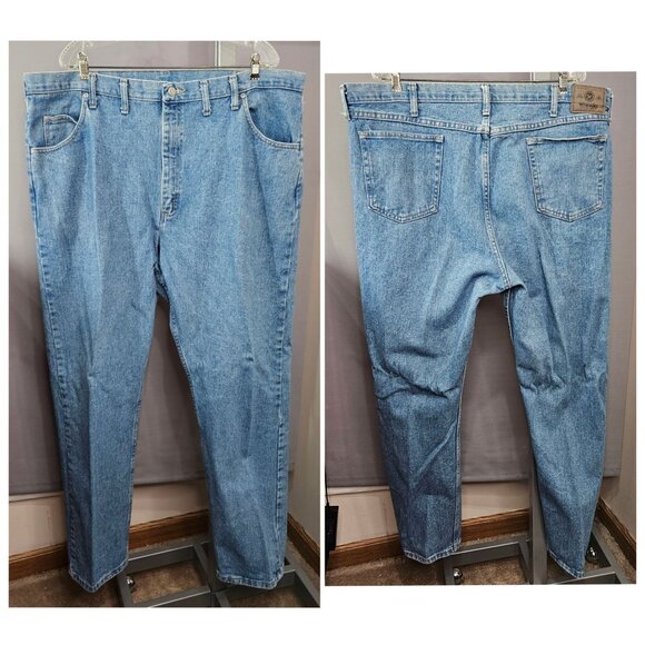 Wrangler Denim Jeans Pants Men 44x32 Relaxed Fit Straight Leg 100% Cotton Zipper - Picture 1 of 11